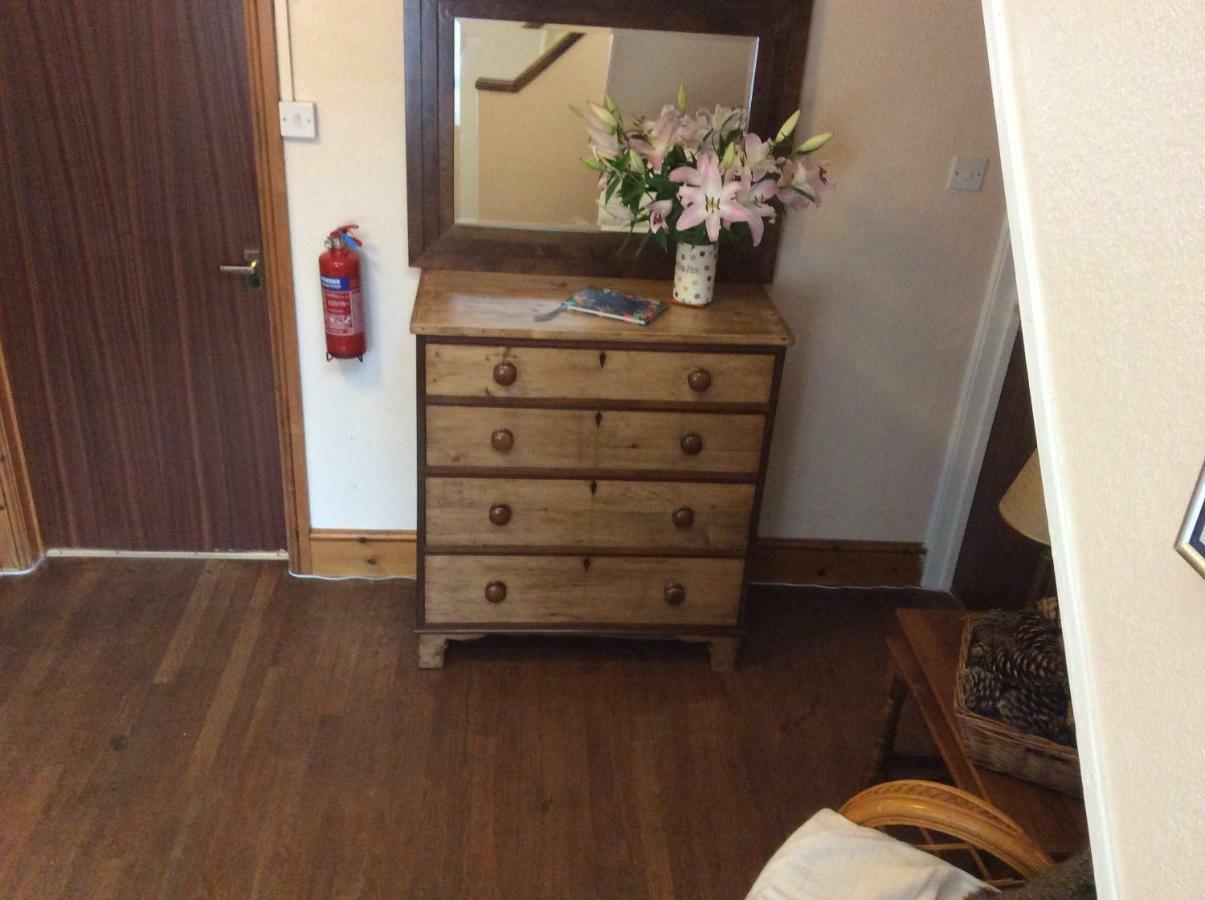 The Firs At Hay-On-Wye B&B ภายนอก รูปภาพ